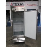 USED AVANTCO ONE DOOR FREEZER USED AVANTCO ONE DOOR FREEZER