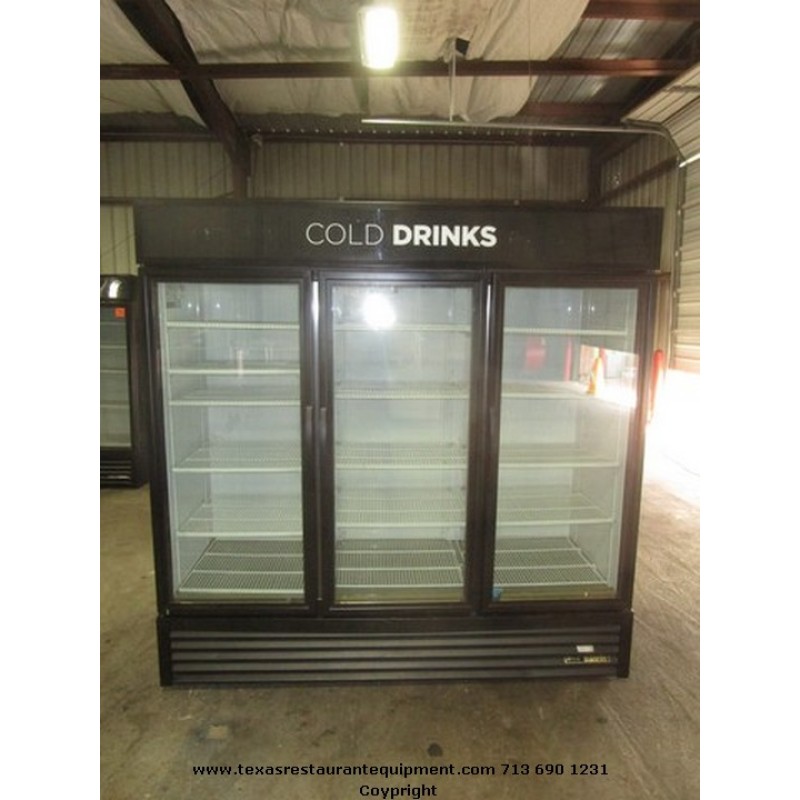 USED TRUE 3 DOOR REFRIGERATOR MERCHANDISER GDM72HCTSL01 Texas
