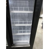 FLOOR MODEL DUKERS DSM-32SR MERCHANDISER REFRIGERATOR FLOOR MODEL DUKERS DSM-32SR MERCHANDISER REFRIGERATOR